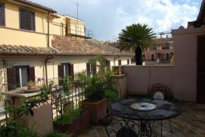 Rsh Condotti Terrace * Rome
